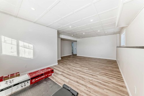 668 Robinson Avenue, Penhold, AB - Indoor Photo Showing Other Room