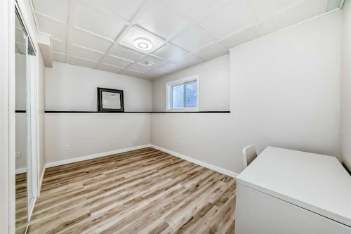 668 Robinson Avenue, Penhold, AB - Indoor Photo Showing Other Room