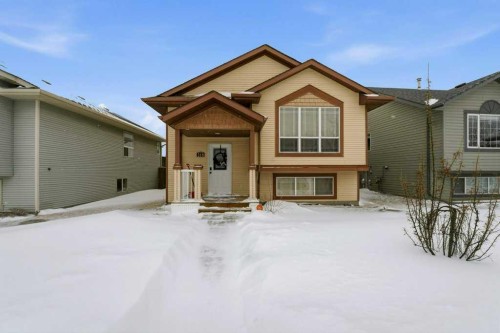 268 Kingston Drive, Red Deer, AB - Outdoor With Facade