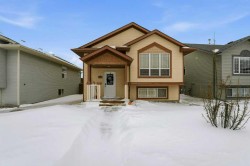 268 Kingston Drive  Red Deer, AB T4P 0A7