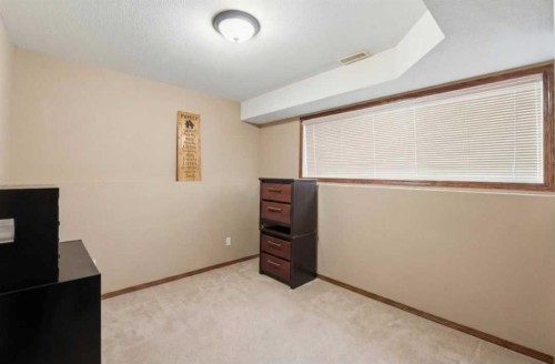 268 Kingston Drive, Red Deer, AB - Indoor