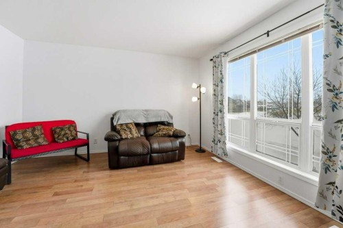 268 Kingston Drive, Red Deer, AB - Indoor