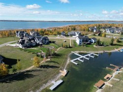 758 Bridgeview Road  Rural Ponoka County, AB T0C 2J0