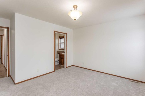 63 Vickers Close, Red Deer, AB - Indoor Photo Showing Other Room