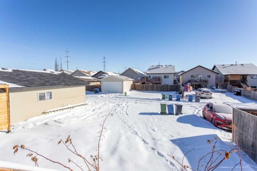 63 Vickers Close, Red Deer, AB - Outdoor