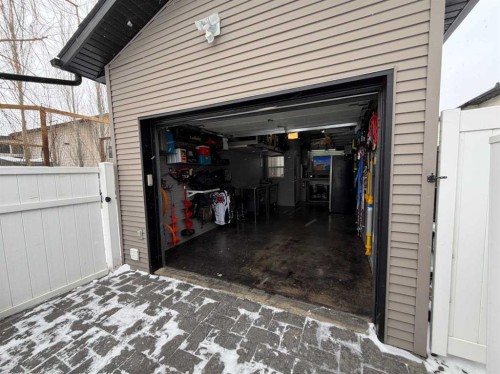 134 Ivany Close, Red Deer, AB 