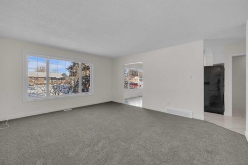 6157 Hamilton Drive, Red Deer, AB - Indoor