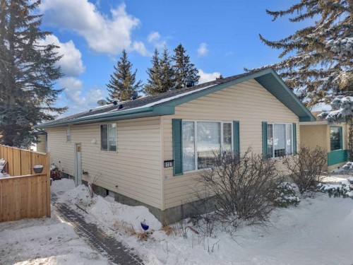 6157 Hamilton Drive, Red Deer, AB - Outdoor