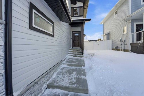 20 Cole Way, Sylvan Lake, AB - Outdoor