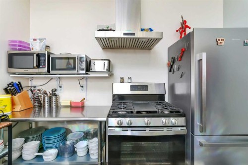 5012 51 Avenue, Ponoka, AB 