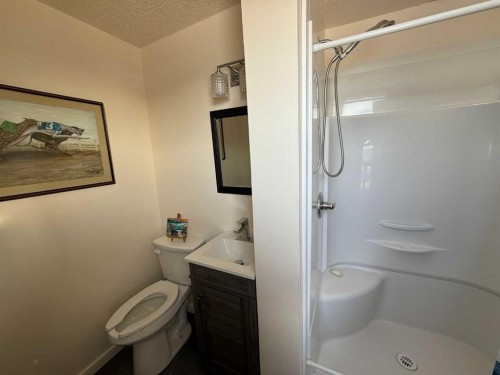 5012 51 Avenue, Ponoka, AB 