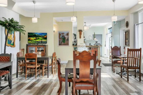 5012 51 Avenue, Ponoka, AB 