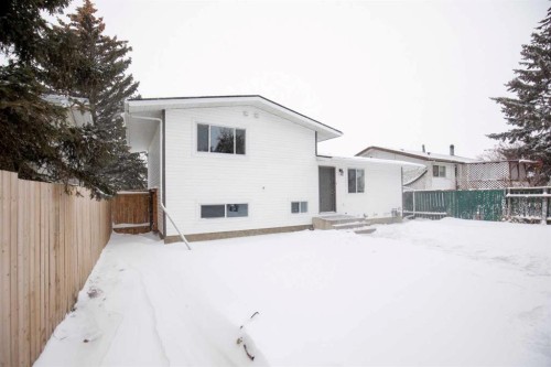 4108 53 Avenue, Innisfail, AB - Outdoor
