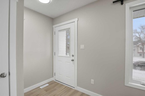 4108 53 Avenue, Innisfail, AB - Indoor Photo Showing Other Room