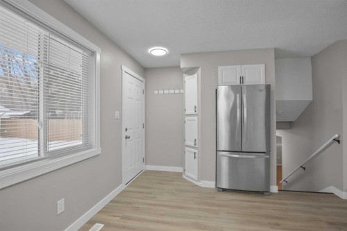 4108 53 Avenue, Innisfail, AB - Indoor Photo Showing Other Room