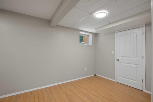 4108 53 Avenue, Innisfail, AB - Indoor Photo Showing Other Room