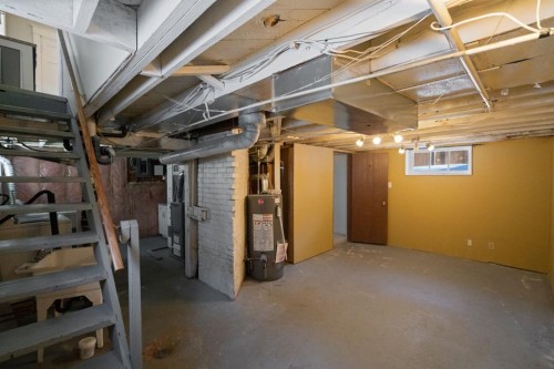 5318 49 Avenue, Camrose, AB - Indoor Photo Showing Basement