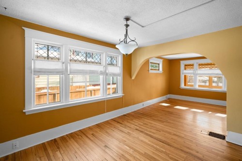 5318 49 Avenue, Camrose, AB - Indoor Photo Showing Other Room