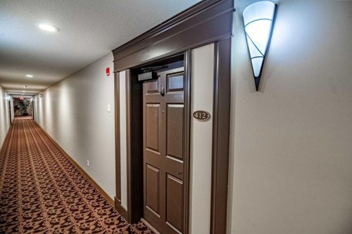 412-5213 61 Street, Red Deer, AB - Indoor Photo Showing Other Room