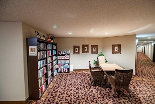 412-5213 61 Street, Red Deer, AB - Indoor