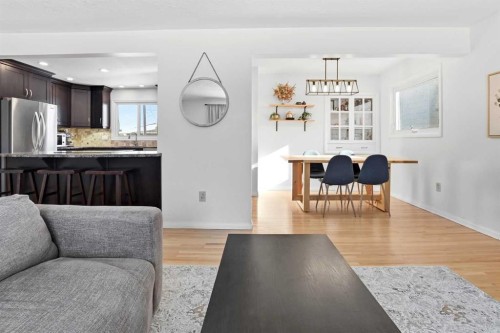 4409 43 Avenue, Red Deer, AB - Indoor