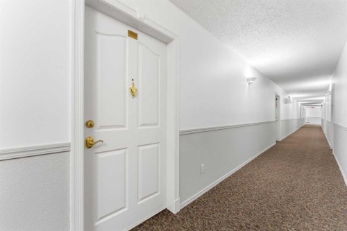 206-45 Gervais Road, St. Albert, AB - Indoor Photo Showing Other Room