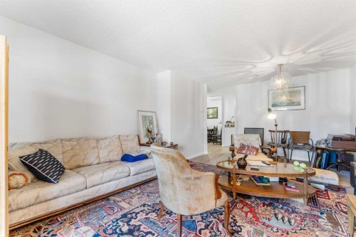 206-45 Gervais Road, St. Albert, AB - Indoor Photo Showing Living Room