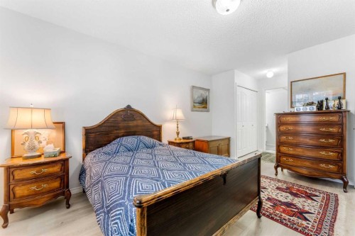 206-45 Gervais Road, St. Albert, AB - Indoor Photo Showing Bedroom