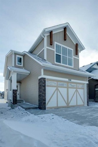 1358 Bayview Crescent SW Airdrie, AB T4B 5P1