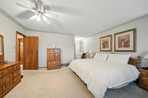 107 Allison Crescent, Red Deer, AB - Indoor Photo Showing Bedroom