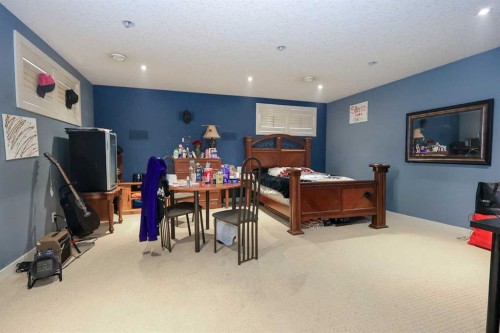 6 Shaw Close, Red Deer, AB - Indoor