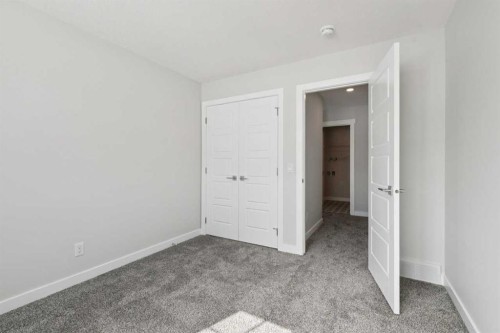 420 Bridgeport Glen, Chestermere, AB - Indoor Photo Showing Other Room