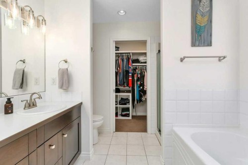 23 Irving Crescent, Red Deer, AB 