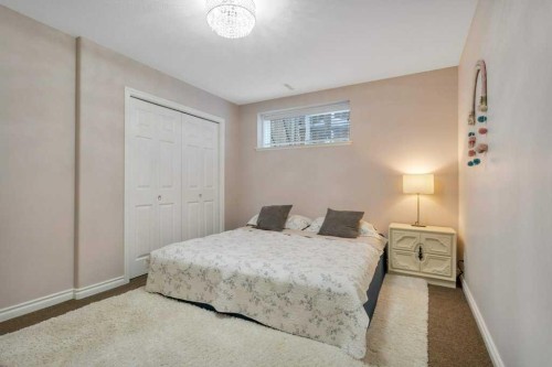 23 Irving Crescent, Red Deer, AB 