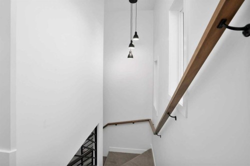 244 Emerald Drive, Red Deer, AB - Indoor Photo Showing Other Room