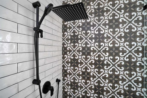 244 Emerald Drive, Red Deer, AB - Indoor Photo Showing Other Room