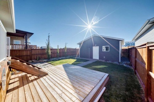 7 Victor Close, Sylvan Lake, AB - Outdoor With Exterior