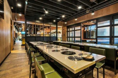 101-4900 50 Street, Red Deer, AB 