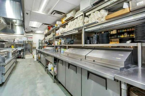 101-4900 50 Street, Red Deer, AB 