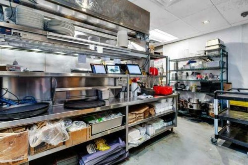 101-4900 50 Street, Red Deer, AB 