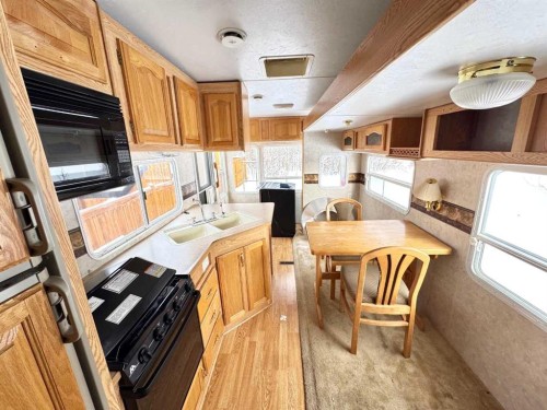 48-41310 Range Road 282, Rural Lacombe County, AB 