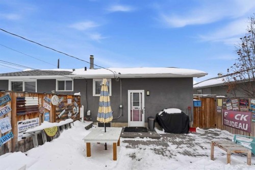 22 Freemont Close, Red Deer, AB - Outdoor With Deck Patio Veranda