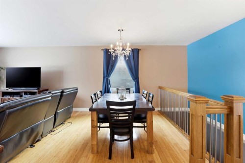 22 Freemont Close, Red Deer, AB - Indoor Photo Showing Dining Room