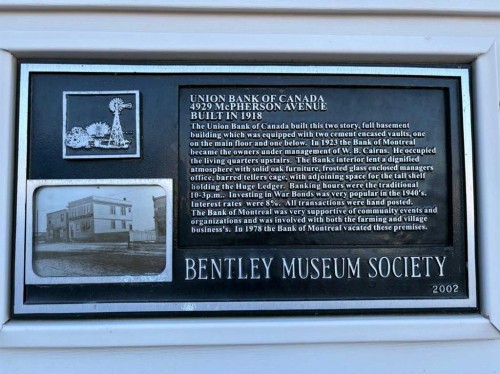 4929 50 Avenue, Bentley, AB 