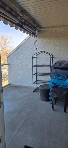 405-4425 Heritage Way, Lacombe, AB - Outdoor