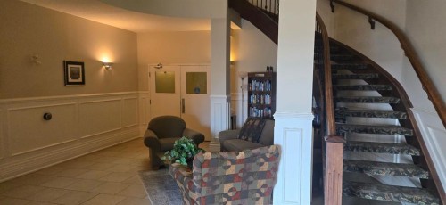 405-4425 Heritage Way, Lacombe, AB - Indoor Photo Showing Other Room