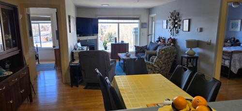 405-4425 Heritage Way, Lacombe, AB - Indoor Photo Showing Dining Room
