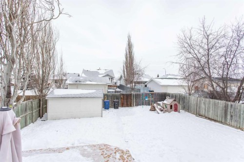 14 Silver Drive, Blackfalds, AB - Outdoor