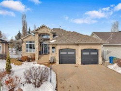 30 Law Close  Red Deer, AB T4R 3K2