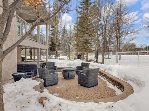 30 Law Close, Red Deer, AB - Outdoor